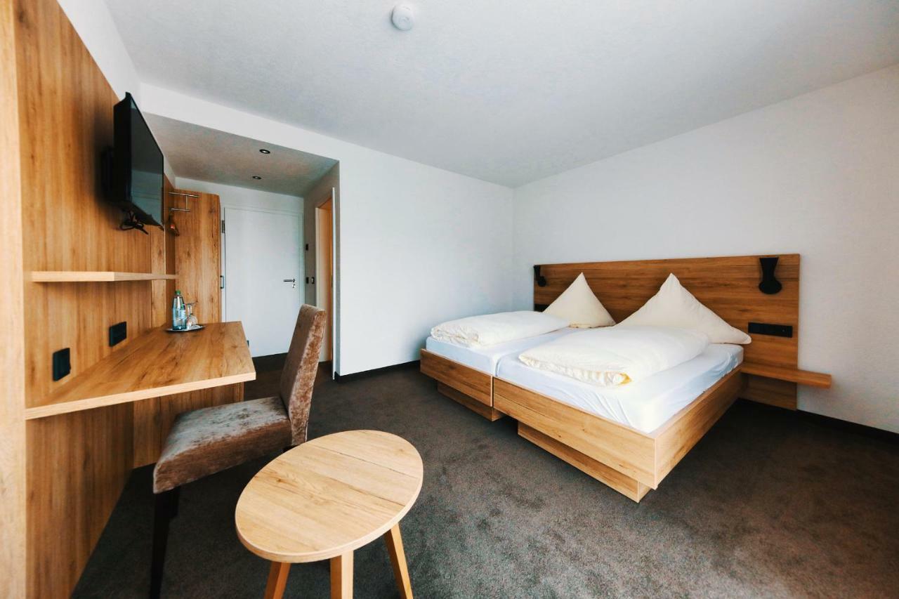 Hotel Linde Pfalz Silz  Exteriér fotografie