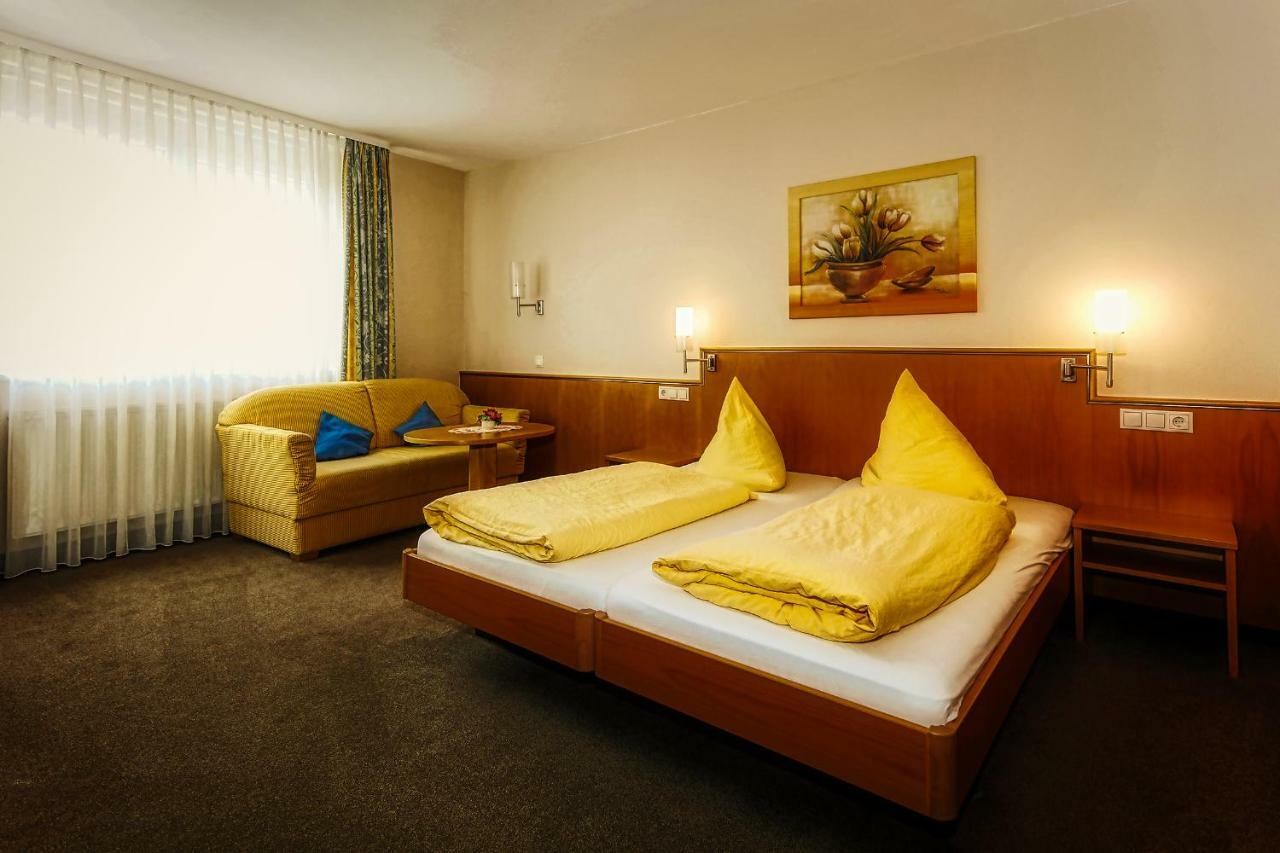 Hotel Linde Pfalz Silz  Exteriér fotografie