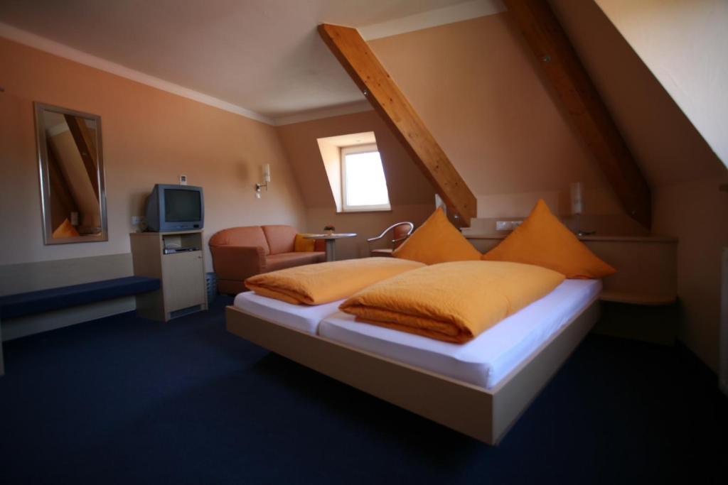 Hotel Linde Pfalz Silz  Exteriér fotografie